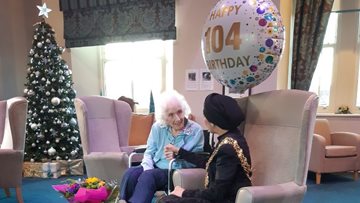 Stalybridge centenarian celebrates 104th birthday
